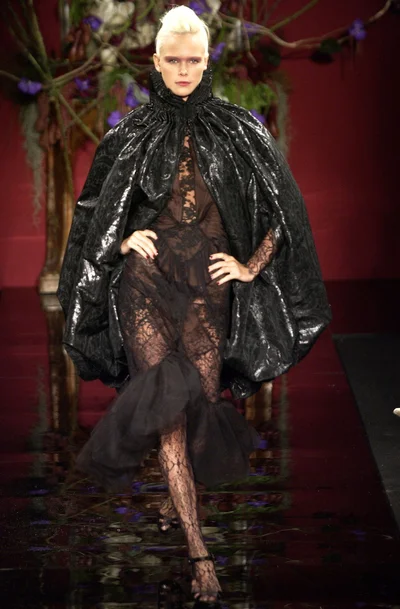 Look 28
